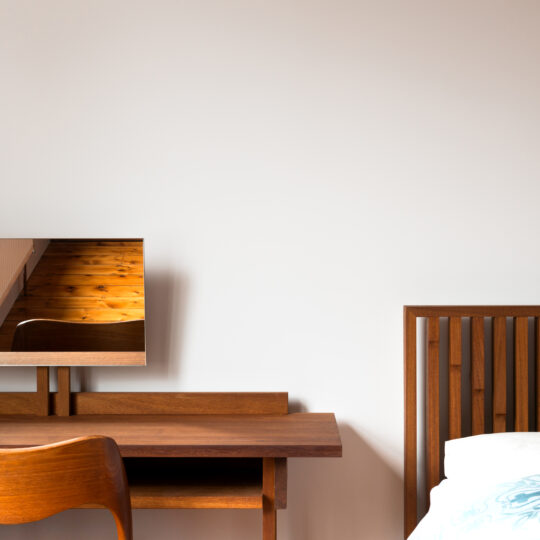 >Dartmouth Dressing Table 02 – Limited Edition